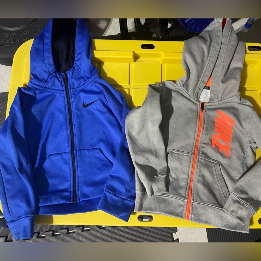 Toddler Nike zip-up hoodie bundle
